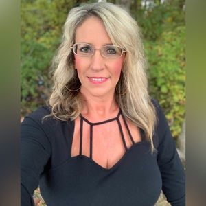 Meet your Posher, Sheila